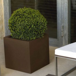 Jardiniere Cubo con Brown Vondom JardinChic sistema di autoirrigazione