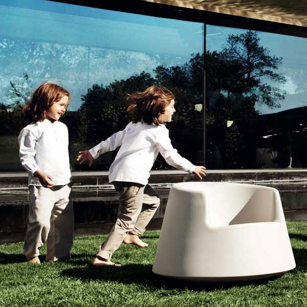 fauteuil-pour-enfants-roulette-vondom-jardinchic3 fauteuil-pour-enfants-roulette-vondom-jardinchic3