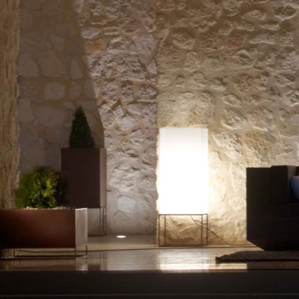 lampe-cubo-alto-vela-vondom-jardinchic5 lampe-cubo-alto-vela-vondom-jardinchic5