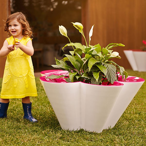 Pot Agatha Vondom Jardinchic : attention, version laquée bicolore sur demande Pot Agatha Vondom Jardinchic : attention, version laquée bicolore sur demande