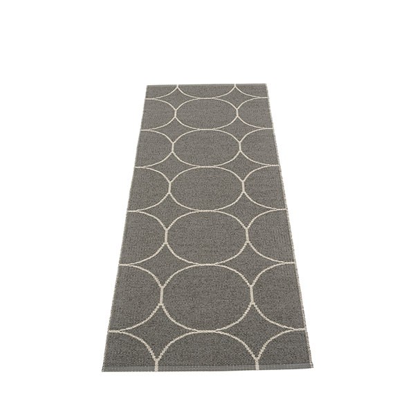 Tapis Boo Charcoal 70x200cm Recto Pappelina Jardinchic Tapis Boo Charcoal 70x200cm Recto Pappelina Jardinchic