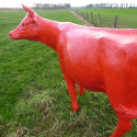 Mucca Di Statua Rosso